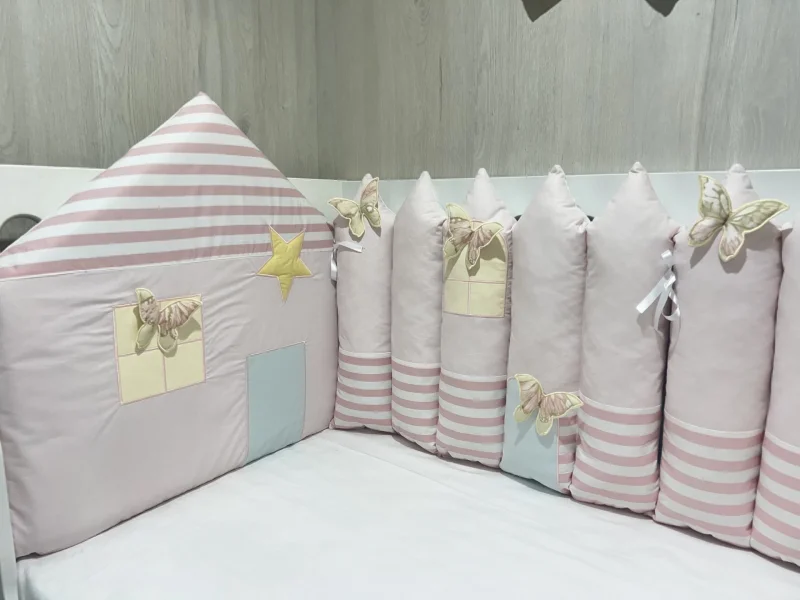 Бутикови Къщички и оградки в розово